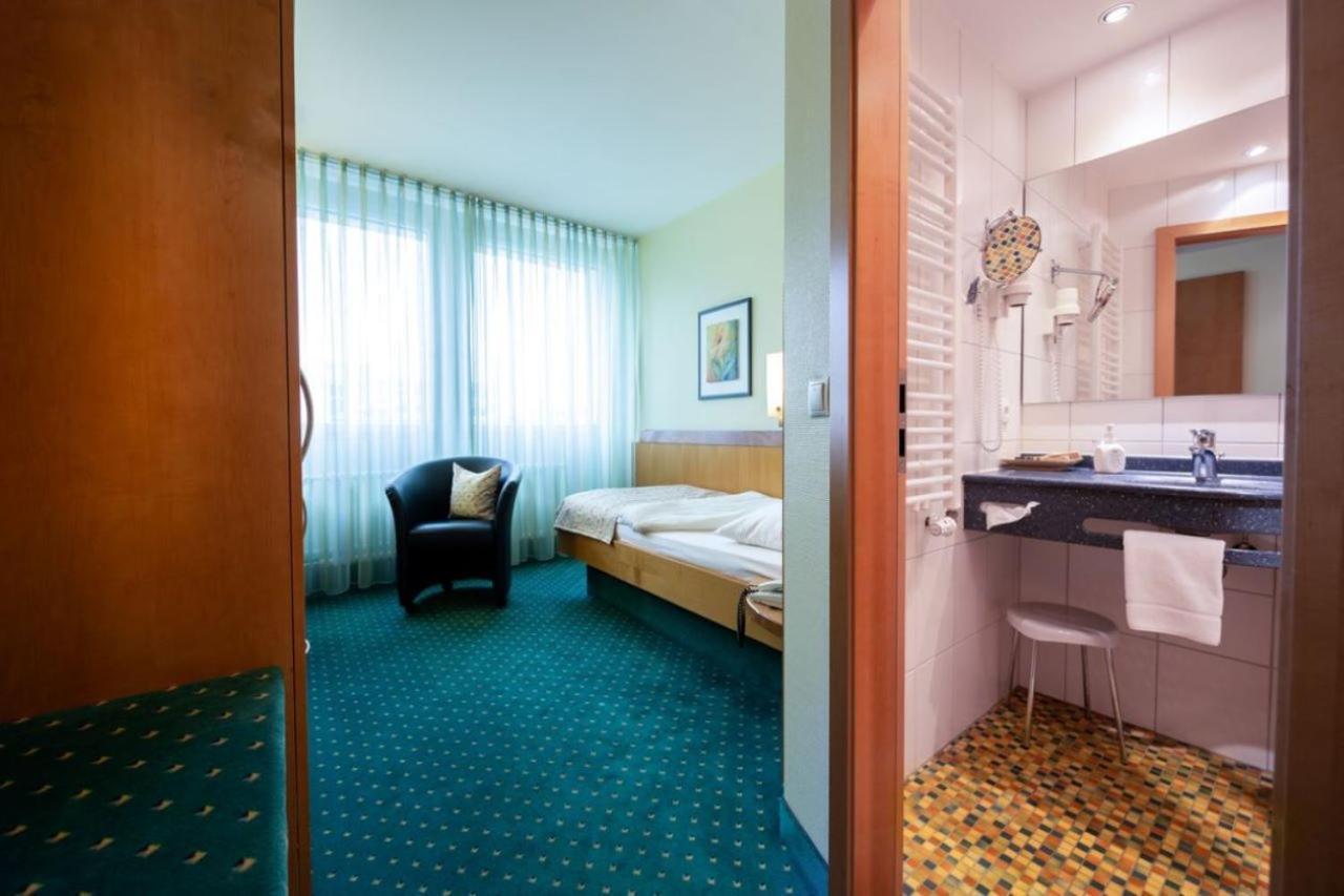 Kronenhotel Estugarda Exterior foto